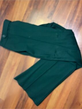 Classic Women's Hunter Green Knit Dress Pants - Tailored Fit